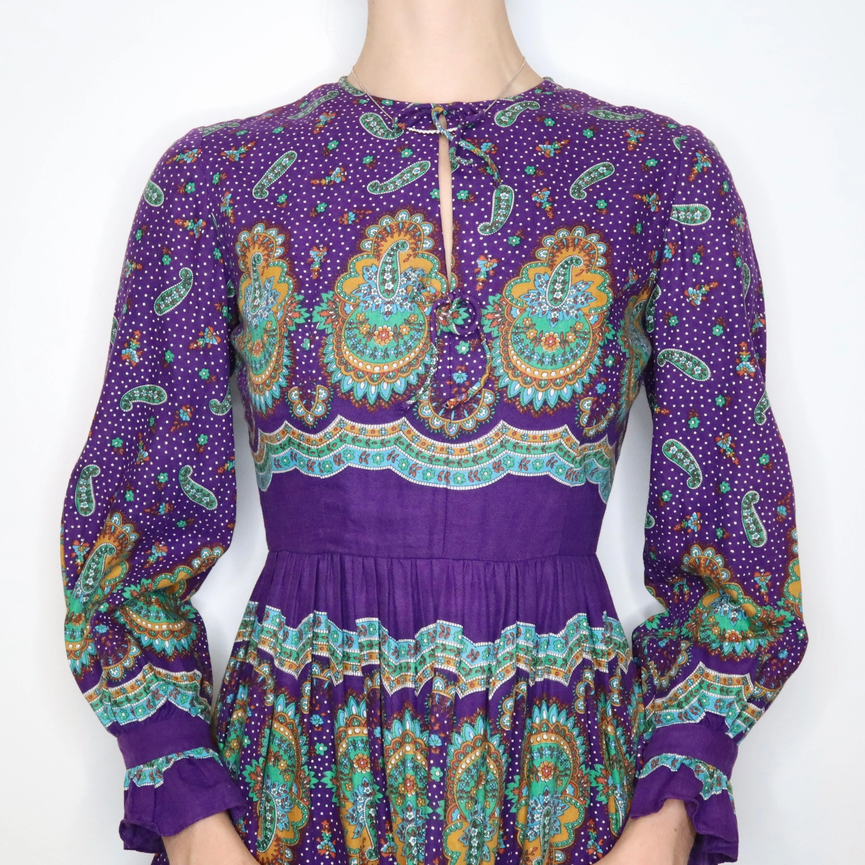 70s Purple Paisley Mini Dress (XS) 