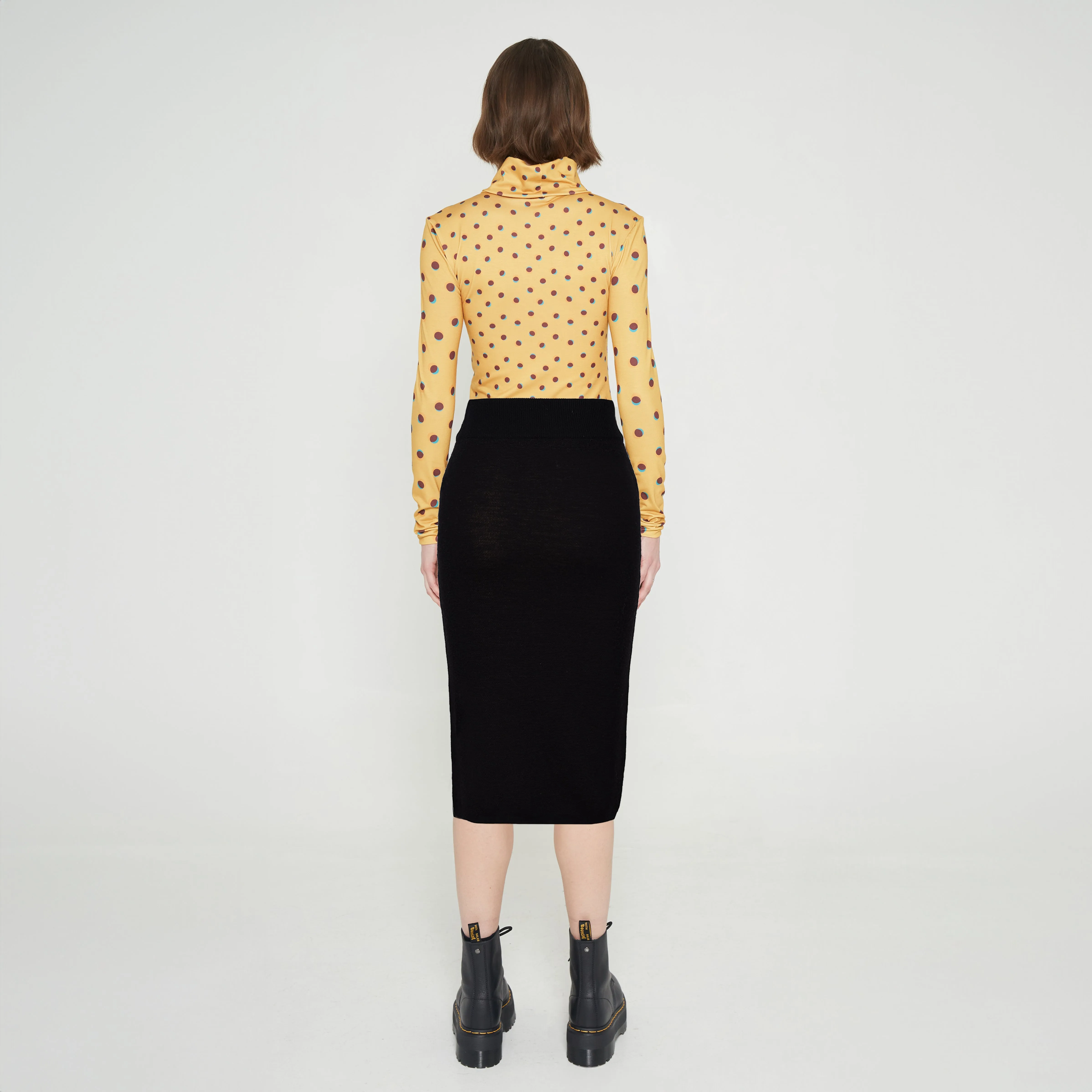 Knit Skirt with Carrot Motif